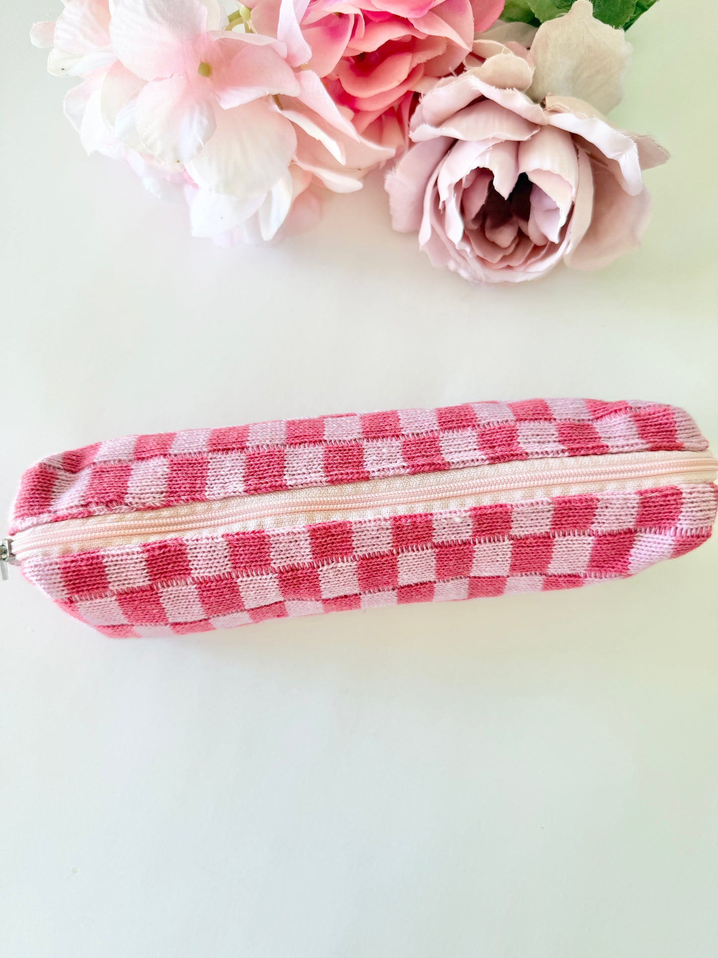 Checkered Pouch Knitted Pencil case