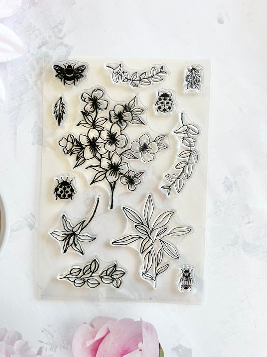 Spring Floral Bee Stamp