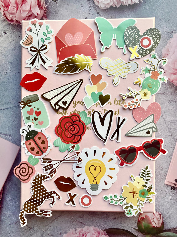 Love Quotes and Designs Die Cut Set