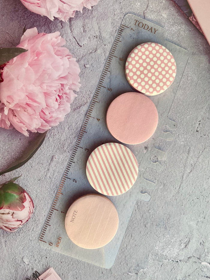 Pink Circle Sticky Notes with Ruler