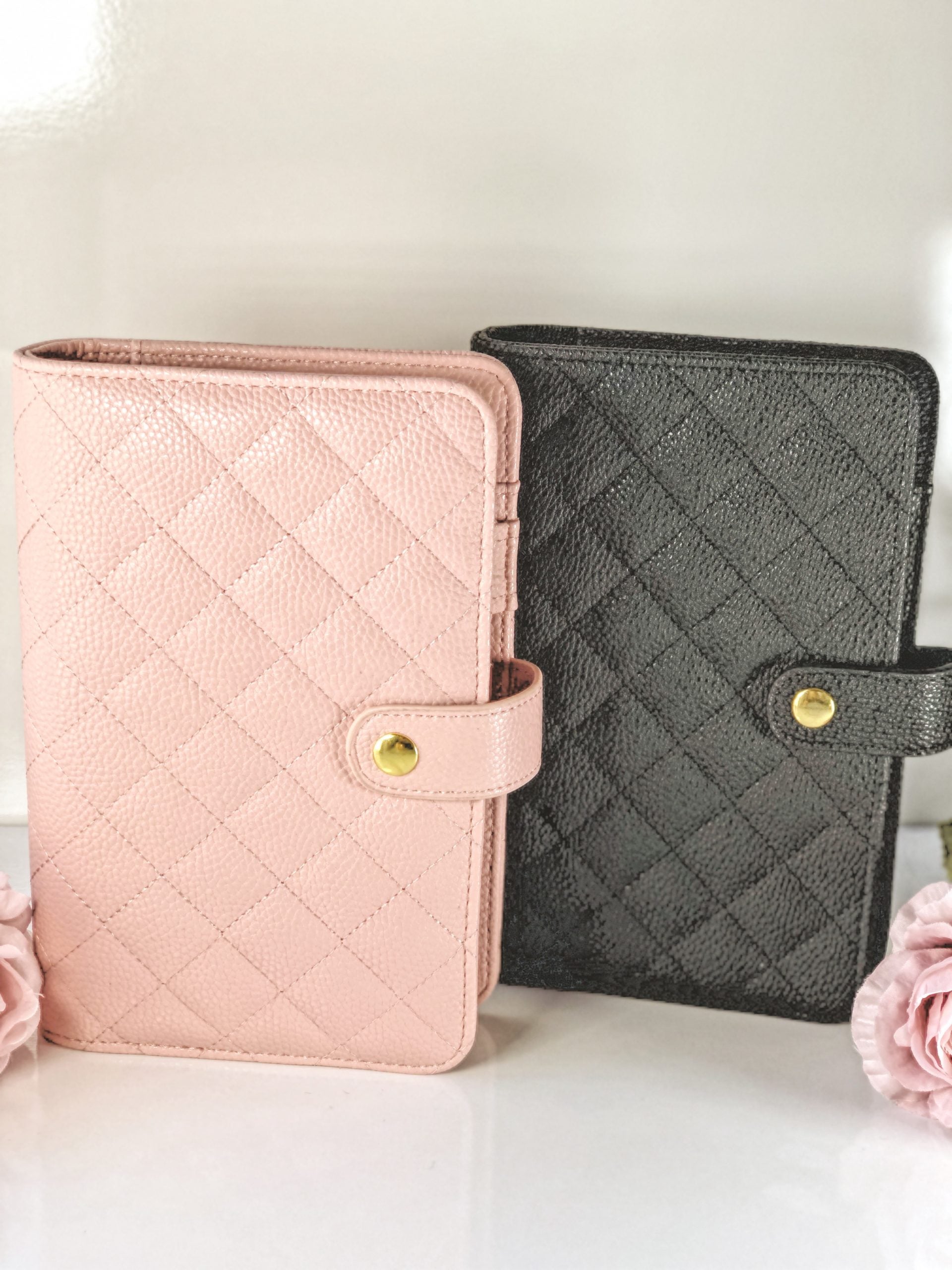 Chanel Small leather goods 373683
